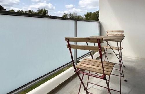 Saint-Jean-d'Illac Apartment | Studio, balcony and parking between Bordeaux and Bassin d'Arcachon