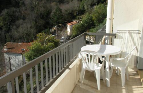 Amelie-les-Bains-Palalda Apartment | Studio cosy à Amélie-les-Bains, 32 m², vue montagne