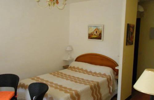 Amelie-les-Bains-Palalda Apartment | Studio cosy à Amélie-les-Bains, 32 m², vue montagne