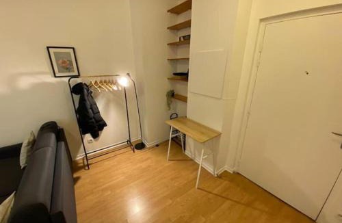 Conflans-Sainte-Honorine Apartment | Studio Cosy Conflans centre près de la Seine