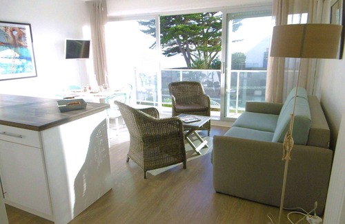 Saint-Jacques Apartment | Studio cabin 2 to 4 people Ocean view