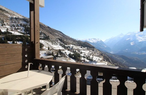 Auris Apartment | Studio cabin for 4, 300m from slopes, balcony, parking, pets allowed - Auris en Oisans
