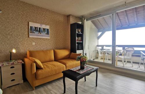 Carnac Apartment | Studio Carnac Plage, 2 pers, Parking, Face Mer - FR-1-377-68