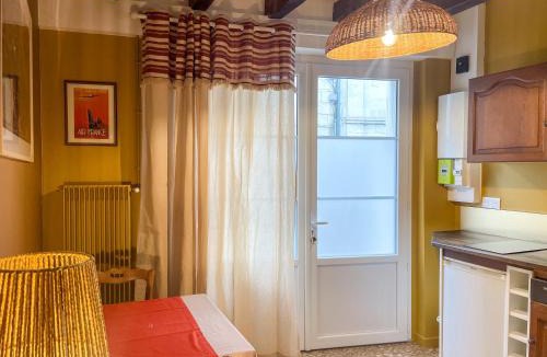 Yzeures-sur-Creuse Apartment | Studio, centre d'Yzeures sur Creuse à 5km de La Roche Posay