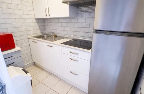 Neris-les-Bains Apartment | Studio charmant à Néris-les-Bains - 25 m² avec terrasse