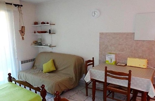 Amelie-les-Bains-Palalda Apartment | Studio cosy avec parking à 50m des Thermes, 2 couchages - Amélie-les-Bains - FR-1-703-55