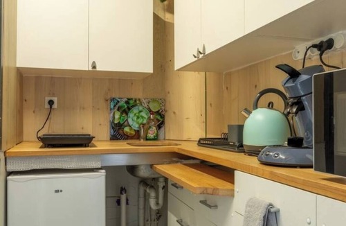 Saint-Paul-les-Dax Apartment | 🏡 Studio Confort - 2 Double Beds, Parking - À Deux Pas des Thermes & Dax
