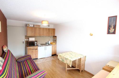 Chamrousse Apartment | Studio confortable centre station, près des pistes - FR-1-549-123
