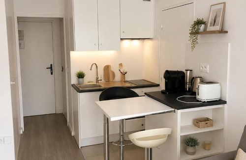 Bussy-Saint-Georges Apartment | Studio cosy 5min Disneyland Paris