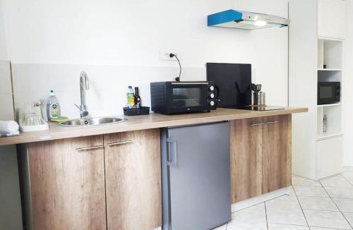 Stains Apartment | Studio Cosy au Calme, RER-2arrêts Stade-25minParis