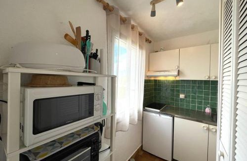 Vieux-Boucau-les-Bains Apartment | Studio cosy pour 2 avec animaux acceptés et parking privé proche de l'océan - FR-1-379-32