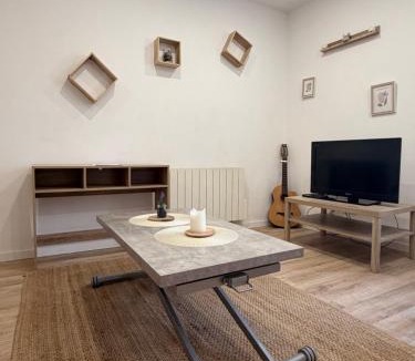 Guingamp Apartment | Studio Cosy - proche du centre ville