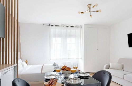 Quartier de la Maison-Blanche Apartment | Studio d'Architecte Haut de Gamme - Elegance et Confort - Paris