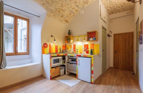 Les Vans Apartment | Studio De Caractère Classé 3