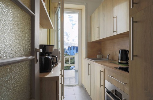 Saint-Quay-Portrieux Apartment | Studio "Direct Sea View for 2 People" with Sea View, 2 Balconies and Wi-Fi