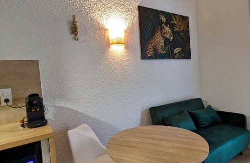 Bourgoin-Jallieu Apartment | Studio Duplex le Jungle - Bourgoin Centre