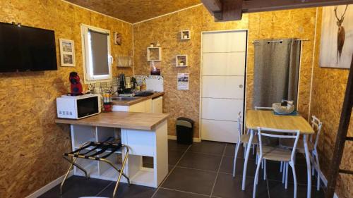 Lamotte-Beuvron Apartment | Studio en centre ville climatisé