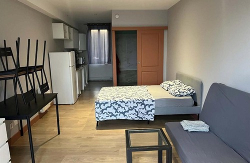 Saint-Pourcain-sur-Sioule Apartment | studio