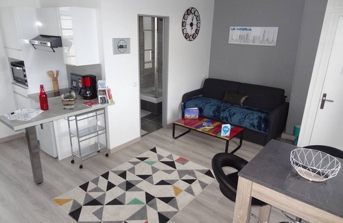Cote Ouest Ormeaux Apartment | Studio full view of the Seine estuary and the sea, 2 steps from the center