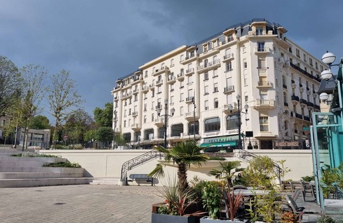 Chatel-Guyon Apartment | Studio Grand Hôtel - 1 bed - 2 people