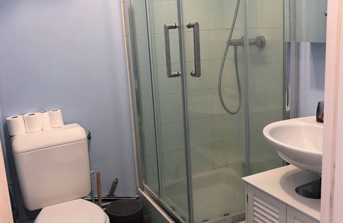 Asnieres-sur-Seine Apartment | Studio in Asnières sur seine