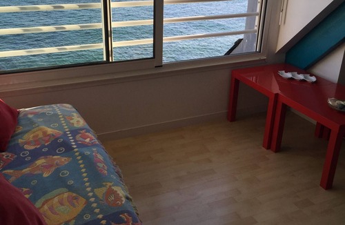 Guilvinec Apartment | Studio in house bordering the water, exceptional view over the harbour entrance