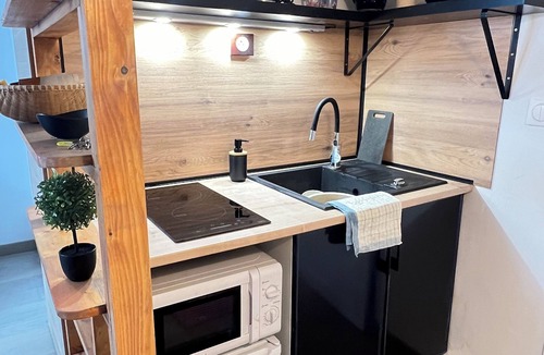 Fontainebleau Apartment | Studio in the heart of Fontainebleau. 5 minutes from the Château!