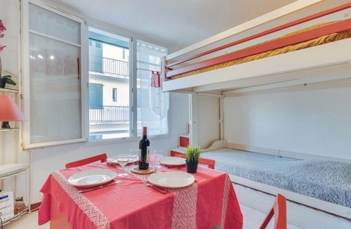 Saint-Jean-de-Luz City Center Apartment | Studio Les 3 couronnes- l'Annexe by Interhome