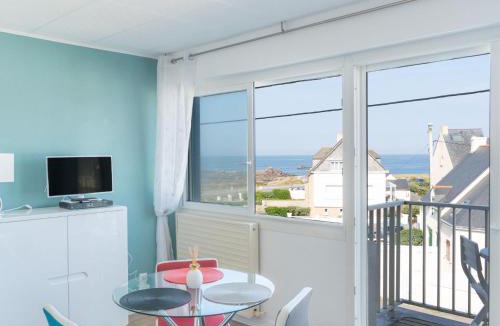 Quiberon Apartment | Studio Les Brisants by Interhome