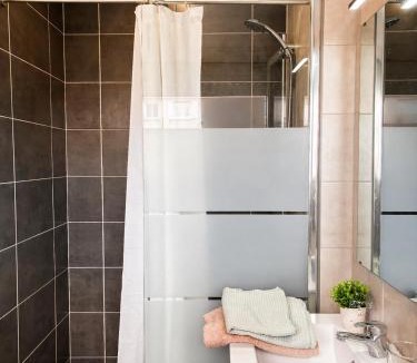 Lorient Apartment | Studio loft bien équipé centre de Lorient