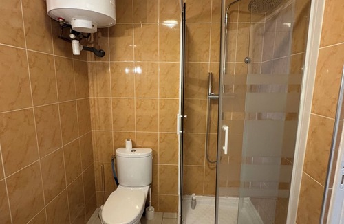 Montmagny Apartment | Studio Luxe for 2 - Near Paris (15 min), CDG Airport, Stade-de-France