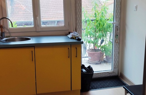 La Courneuve House | Studio Meublé Pour une ou Deux Personnes