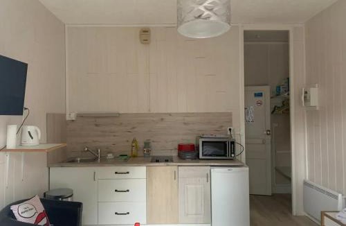 Neris-les-Bains Apartment | Studio moderne à Néris-les-Bains de 17 m²