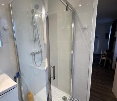 Cœur de Ville Apartment | Studio Moderne centre vichy Thermes à pieds