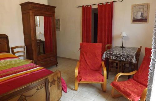 Amelie-les-Bains-Palalda Apartment | Studio n°1 agréable et bien situé
