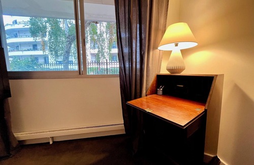 Prince–Marmottan Apartment | Studio near Paris 16