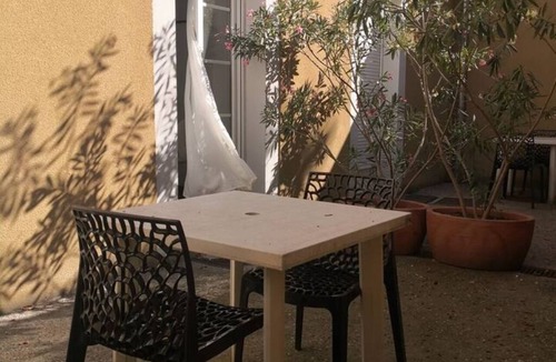 Secteur 2 Apartment | Studio on English courtyard 2 TVA Grenoble city center