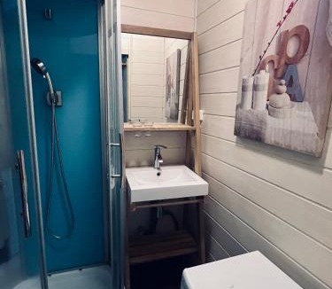 Chamalieres Apartment | Studio opposite Thermes and Casino