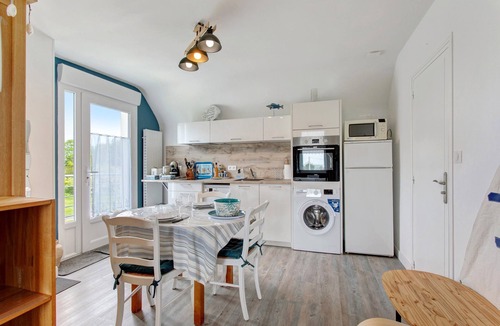 Plouezec Apartment | Studio "Port Lazo" with Sea View, Private Terrace and Wi-Fi