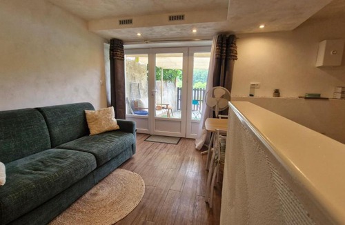 Sablons Apartment | studio Quai 84, bord du Rhône via Rhôna