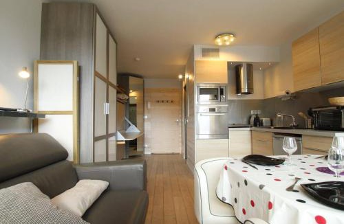 Chantemerle Apartment | Studio rénové 4 pers à Saint-Chaffrey avec balcon, classé 3 étoiles - FR-1-330E-117