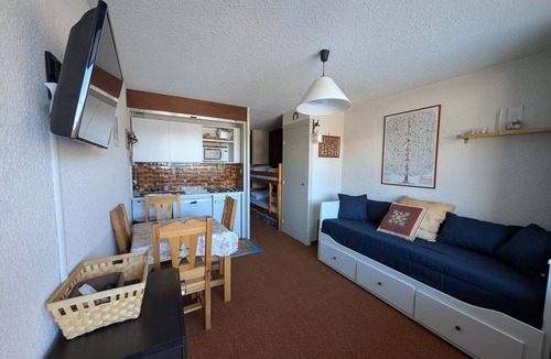 Montgenevre Apartment | Studio ski-in/ski-out 22m², pets allowed, with parking