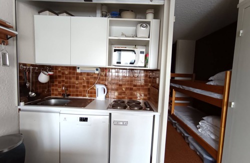 Montgenevre Apartment | Studio ski-in/ski-out 22m², pets allowed, with parking