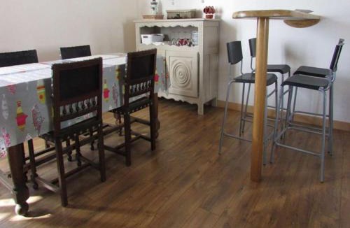 Etel Apartment | Studio spacieux de 48 m² au cœur d'Étel, près du port et des commerces - FR-1-479-93