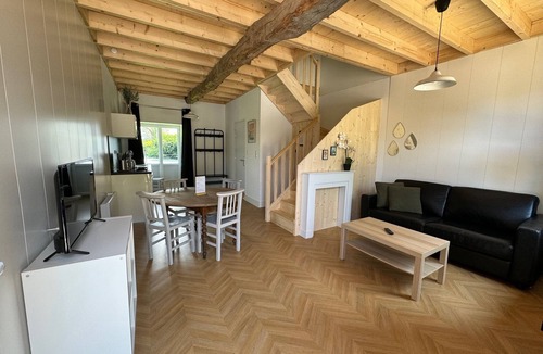 Beauvoir Apartment | studio superior balcony