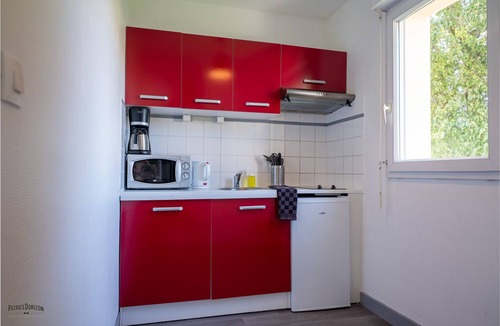 Beauvoir Apartment | studio superior balcony
