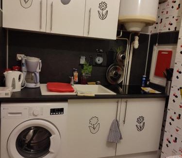 Nevers Apartment | Studio tout confort- wifi- Gare-Résidence TRAIN BLEU N 2