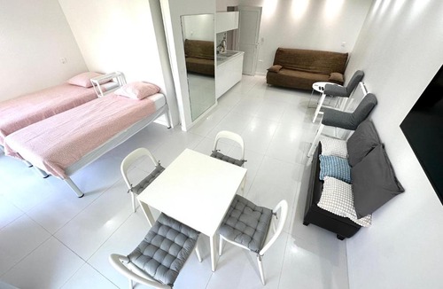 10th Arrondissement Apartment | Studio Trip In Paris - Gare de l'Est