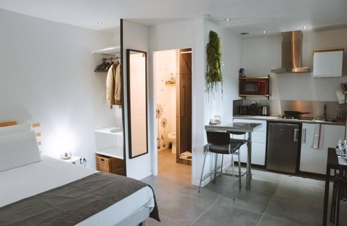 Laveyron Bed & Breakfast | Studio Wood Nature & Confort 3* Wifi+Parking