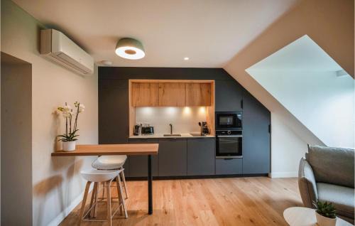 Concarneau Apartment | Stunning Apartment In Concarneau With Sauna